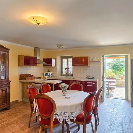 Luigi & Luisa Semesterbostad *